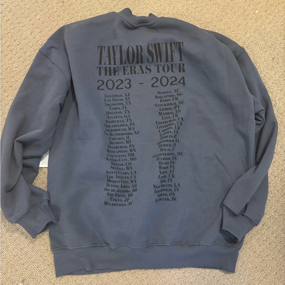 Eras II Blue Crewneck - Picture 3 of 3